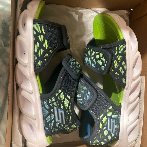 Sketchers stretchy boys sandals beach pool shoes size 1 - Picture 5 of 7